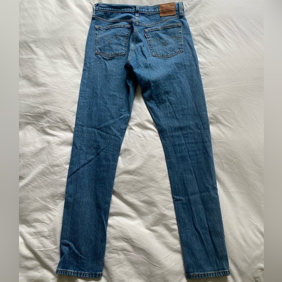 Women’s Levi’s 501 28x32 - Picture 3 of 3